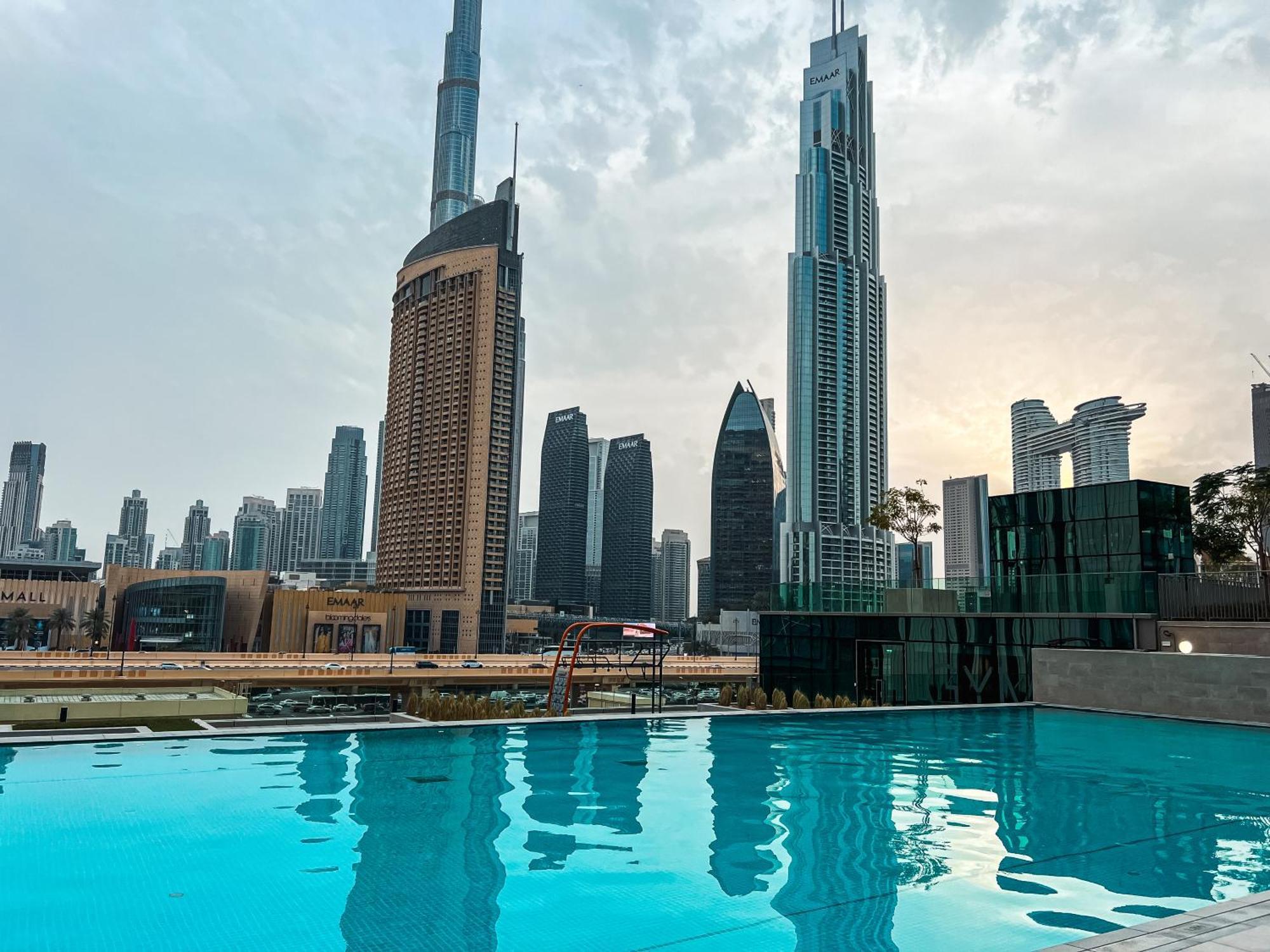 Stunning Burj View Dubai Mall Access Infinity Pool Appartement Buitenkant foto